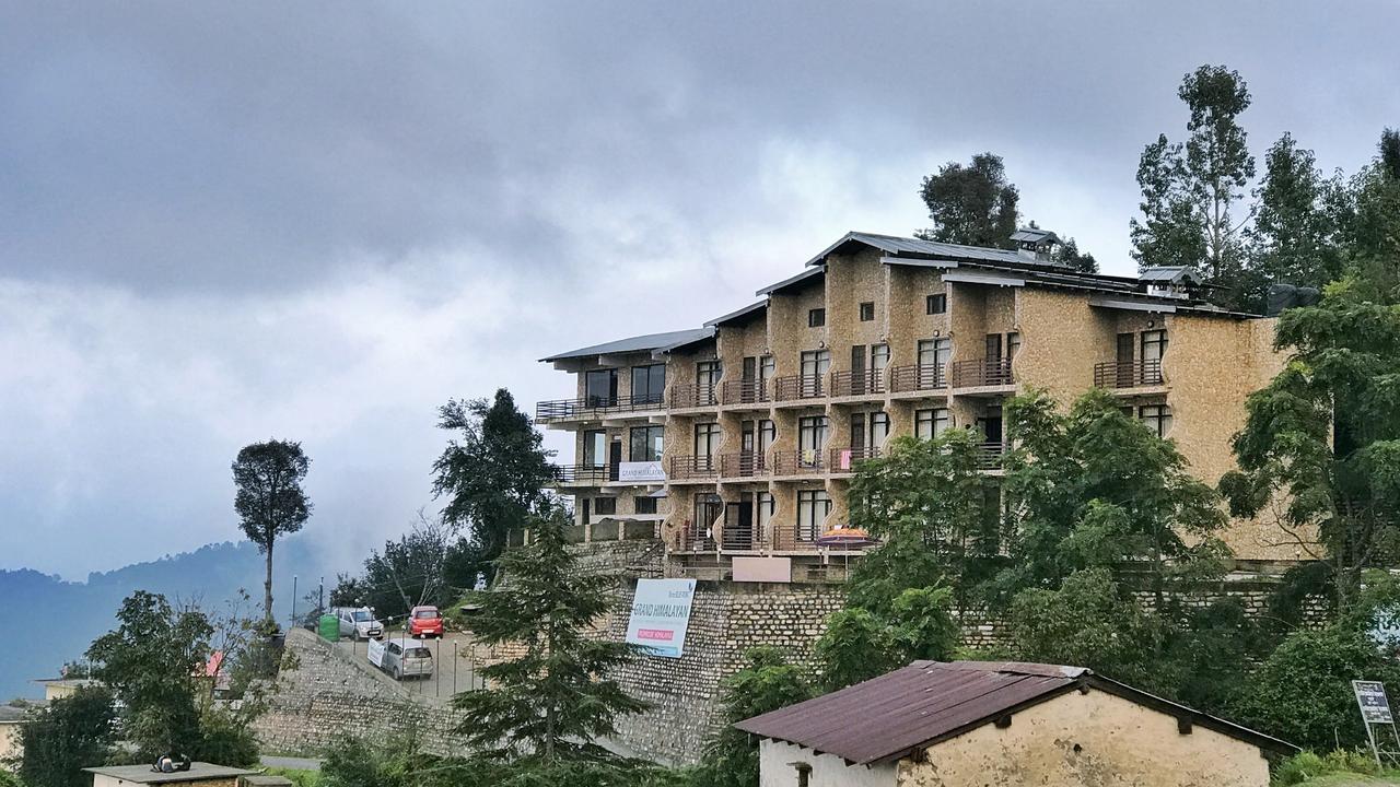 Grand Himalayan Hotels & Resorts Mukteshwar Ngoại thất bức ảnh